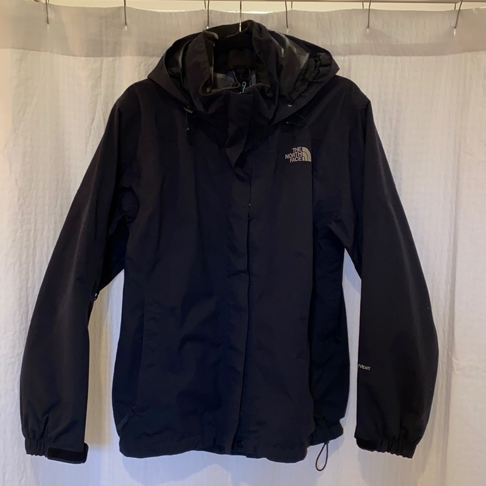 North face rain jacket PRICE DROP 🚨